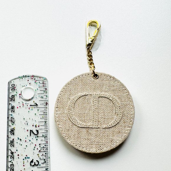 3229 DIOR EXCLUSIVE GIFT COMPACT MIRROR BAG CHARM MAKEUP MIRROR - Picture 5 of 10